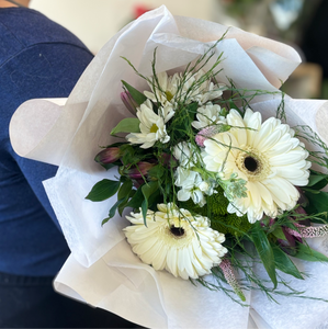 Good Things Grow (in Ontario) - Hand Tied Bouquet