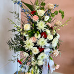 Load image into Gallery viewer, Standing Spray
