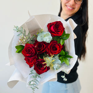 The Sweetheart Garden Rose Bouquet