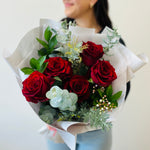 Load image into Gallery viewer, The Sweetheart Garden Rose Bouquet
