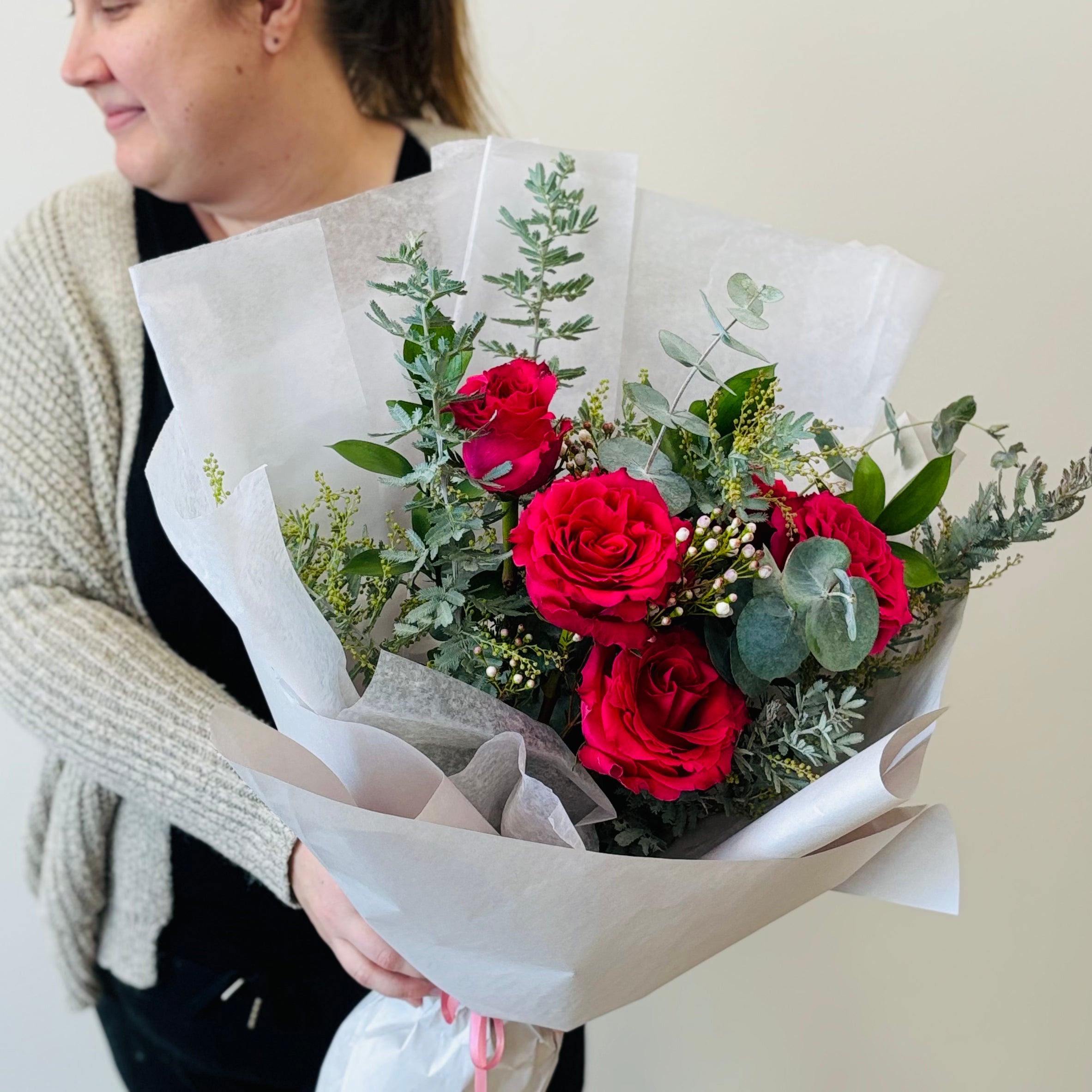 The Sweetheart Garden Rose Bouquet: Razzmatazz